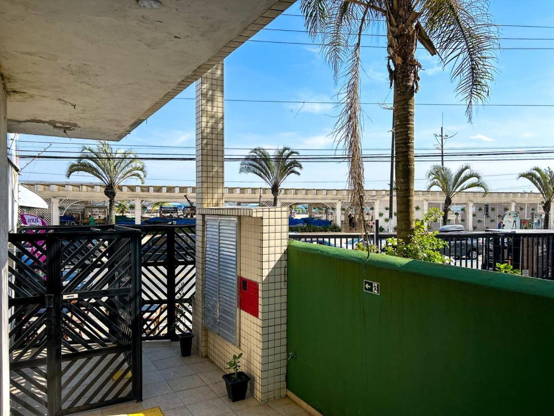 Otimo Loft Pe Na Areia Na Praia Da Guilhermina Sp Apartment Praia Grande  Exterior photo